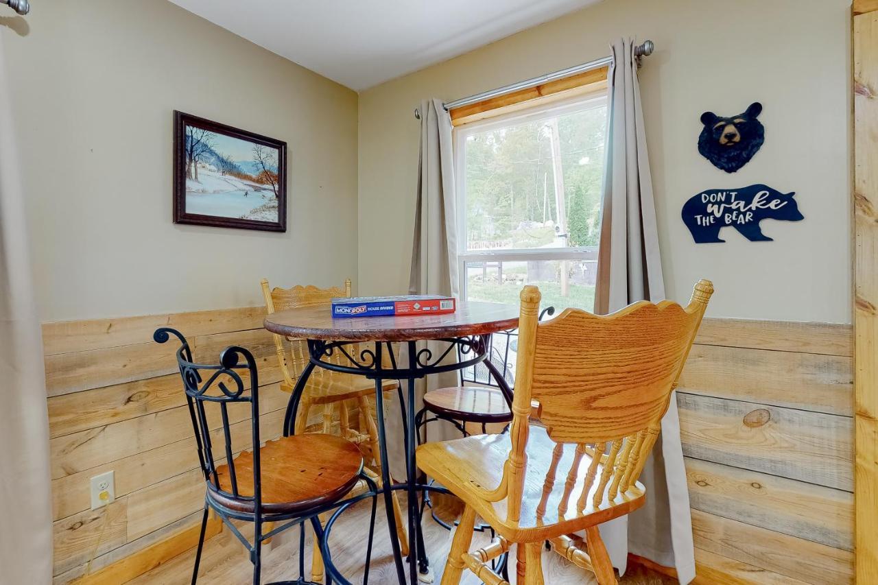 Bear Caves At Black Bear Cottages 세비어빌 외부 사진